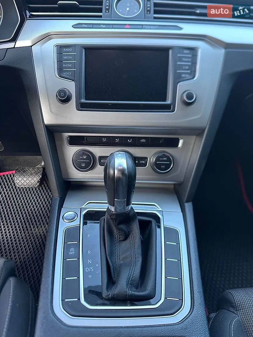 2015 Volkswagen Passat - мініатюра 14