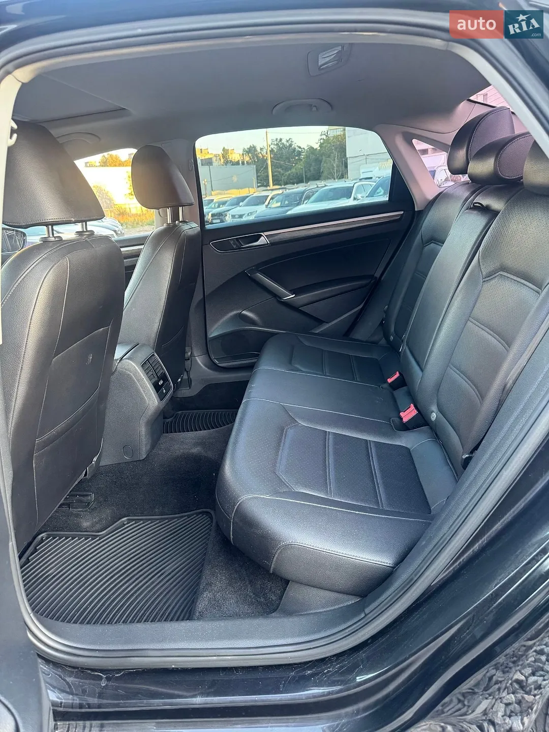 2016 Volkswagen Passat - мініатюра 3