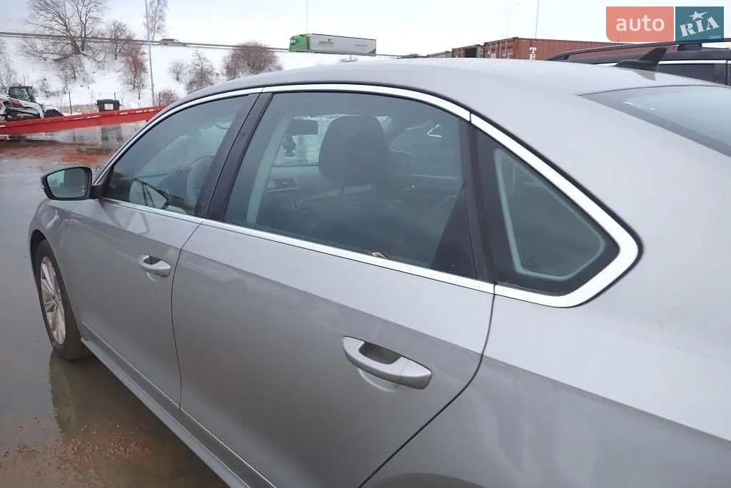 2012 Volkswagen Passat - мініатюра 28