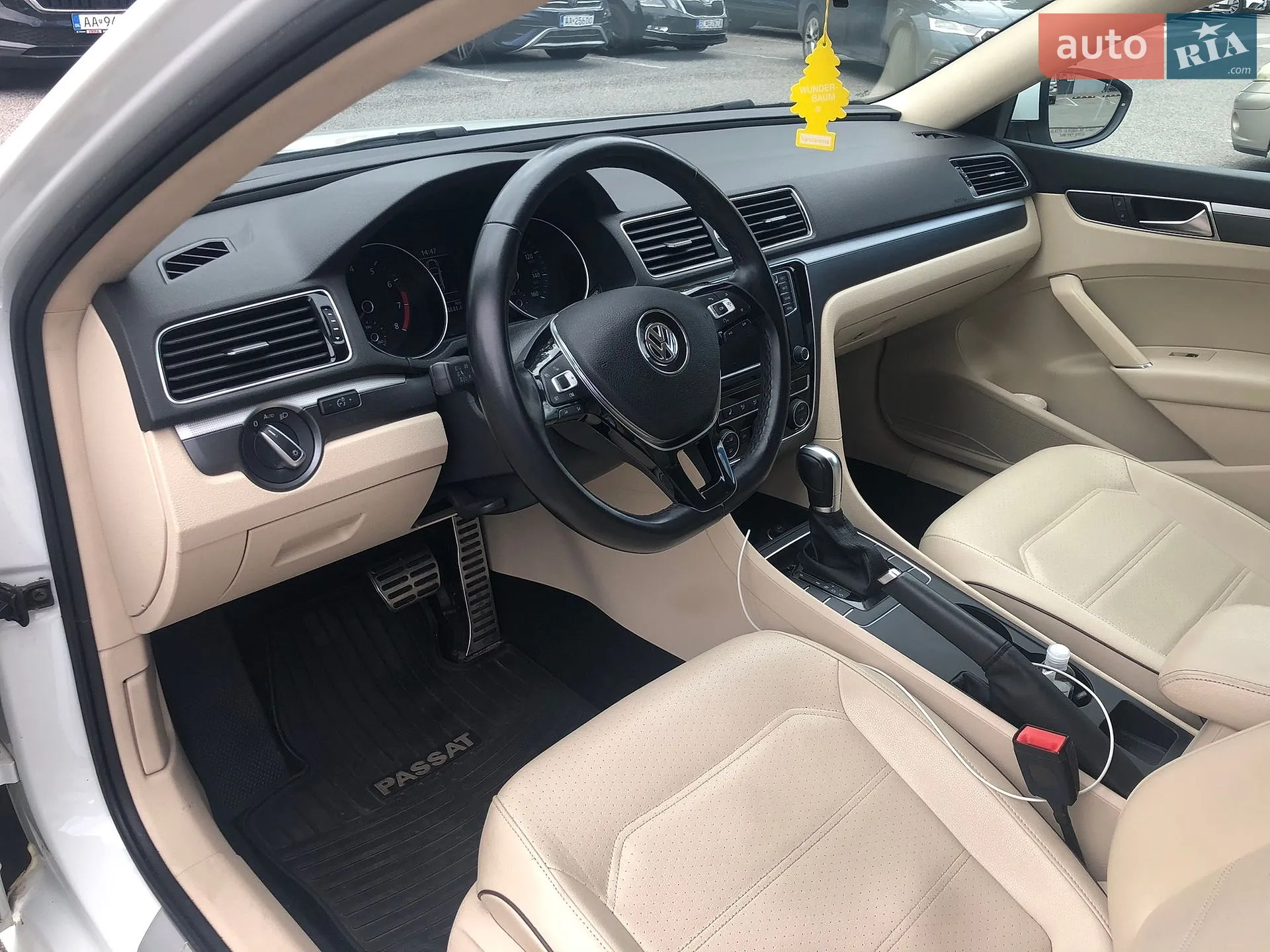 2016 Volkswagen Passat - мініатюра 13