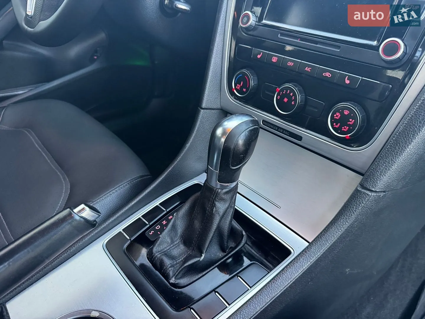 2013 Volkswagen Passat - мініатюра 37
