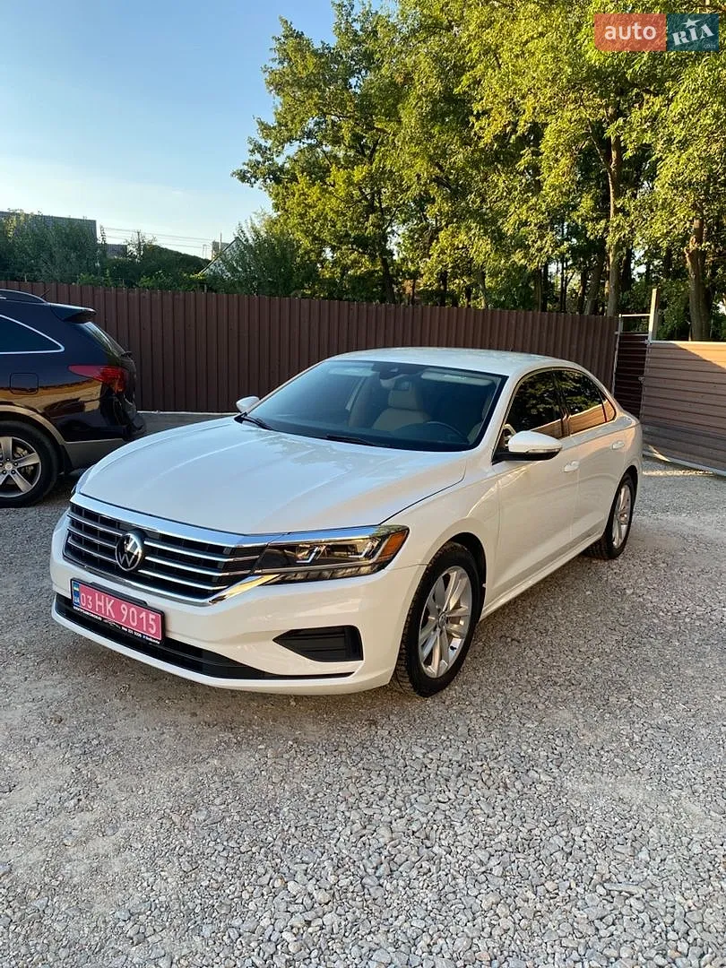 2019 Volkswagen Passat - мініатюра 3