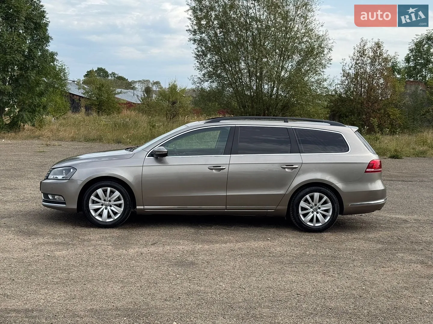 2013 Volkswagen Passat - мініатюра 2