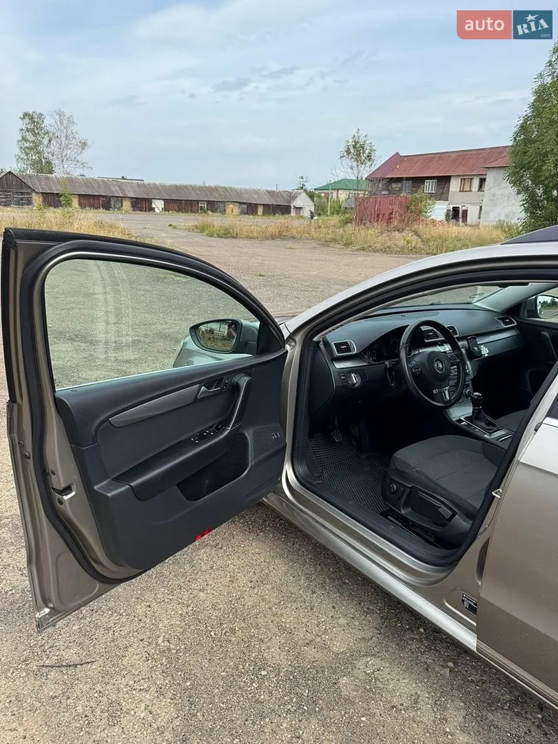 2013 Volkswagen Passat - мініатюра 9