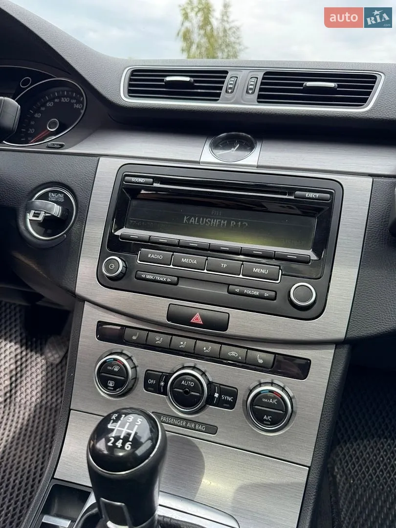 2013 Volkswagen Passat - мініатюра 15