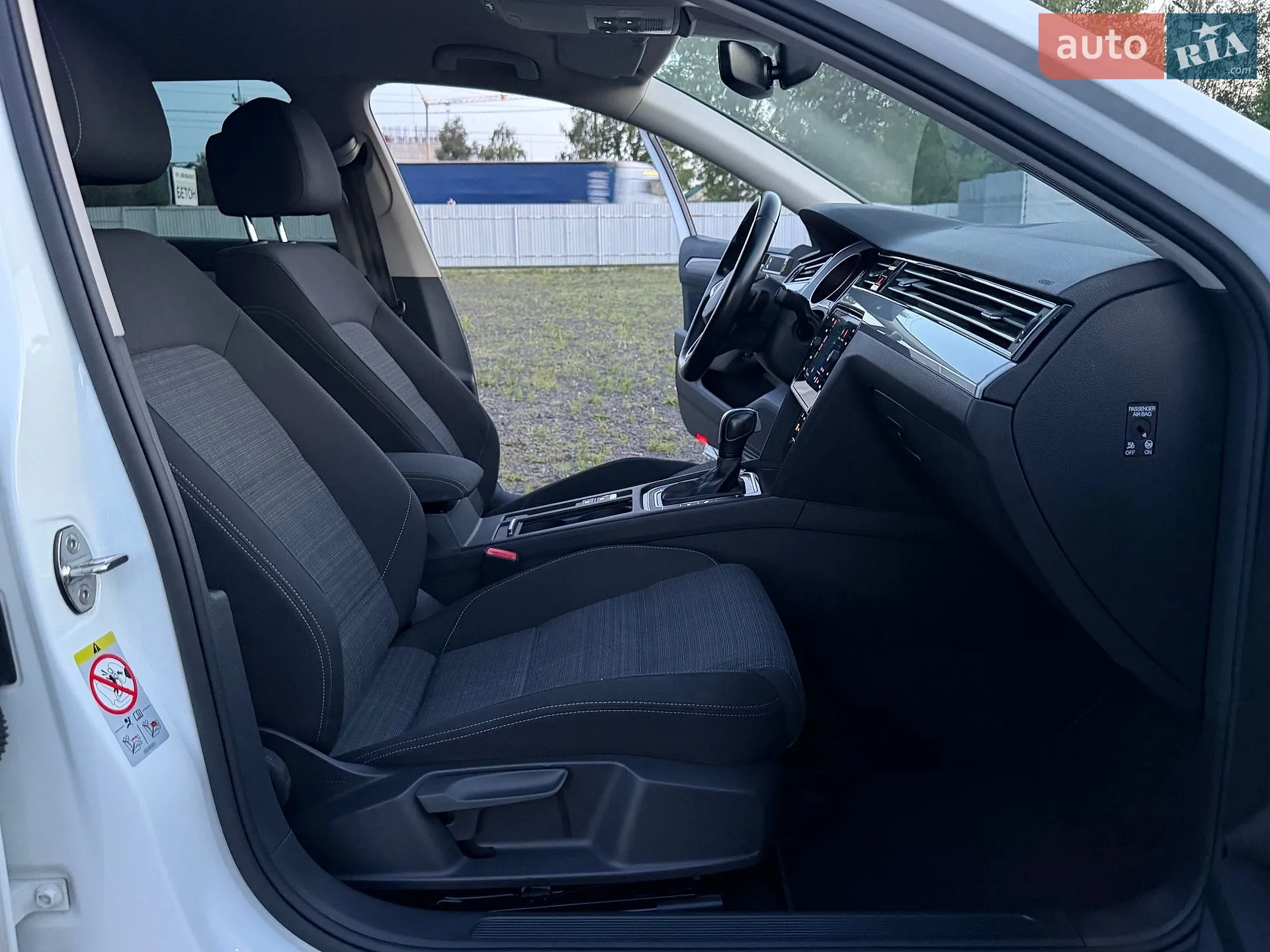 2020 Volkswagen Passat - мініатюра 27