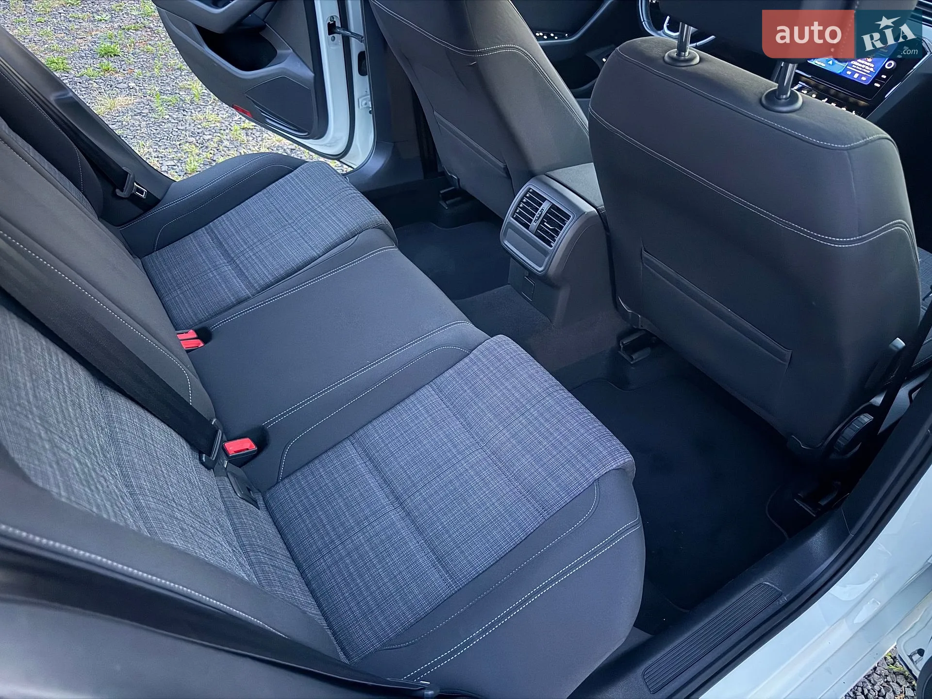 2020 Volkswagen Passat - мініатюра 39