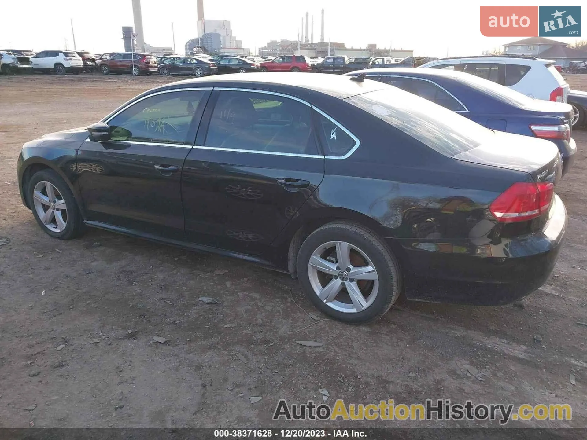 2013 Volkswagen Passat - фото 1