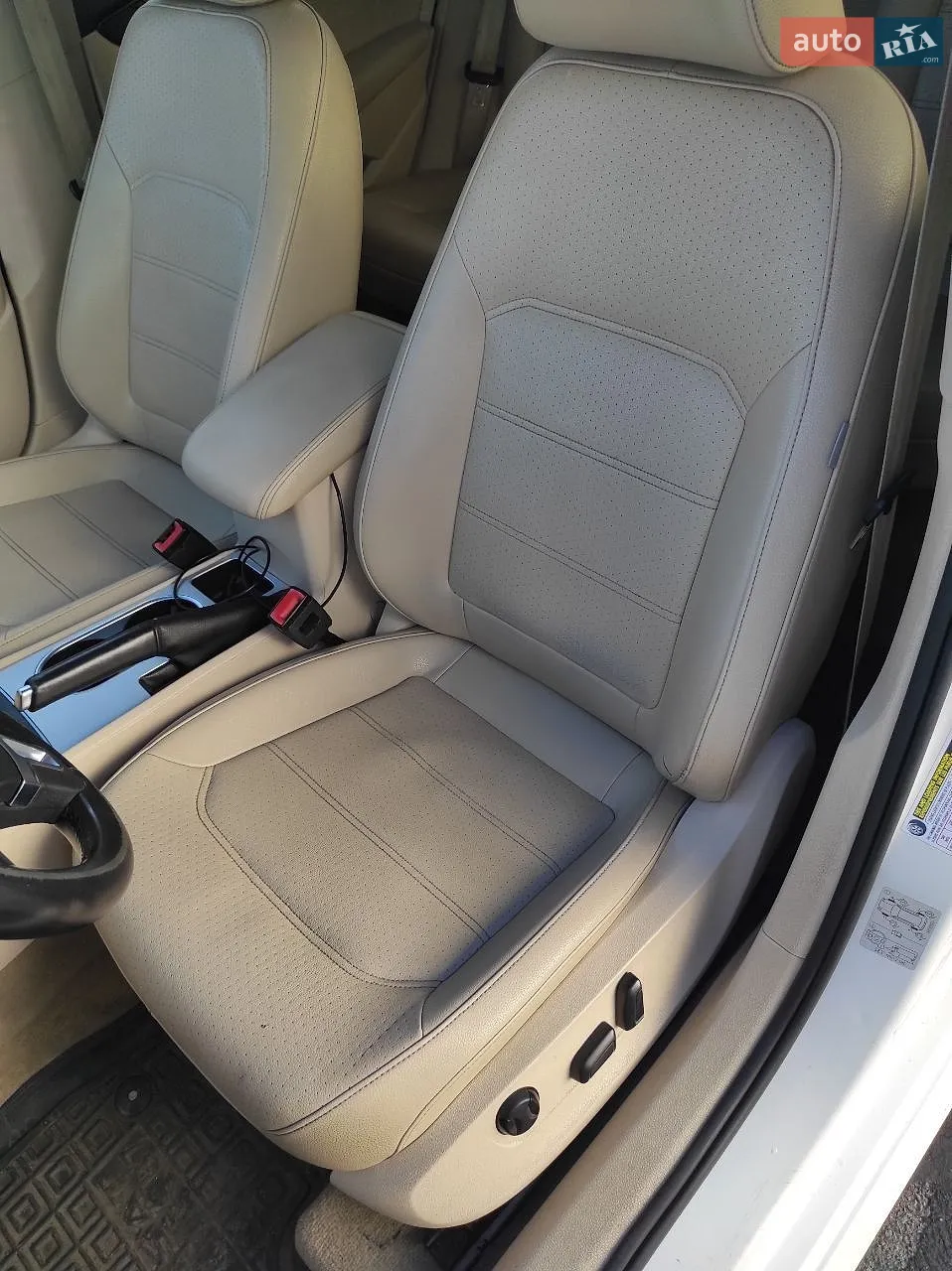 2011 Volkswagen Passat - мініатюра 12