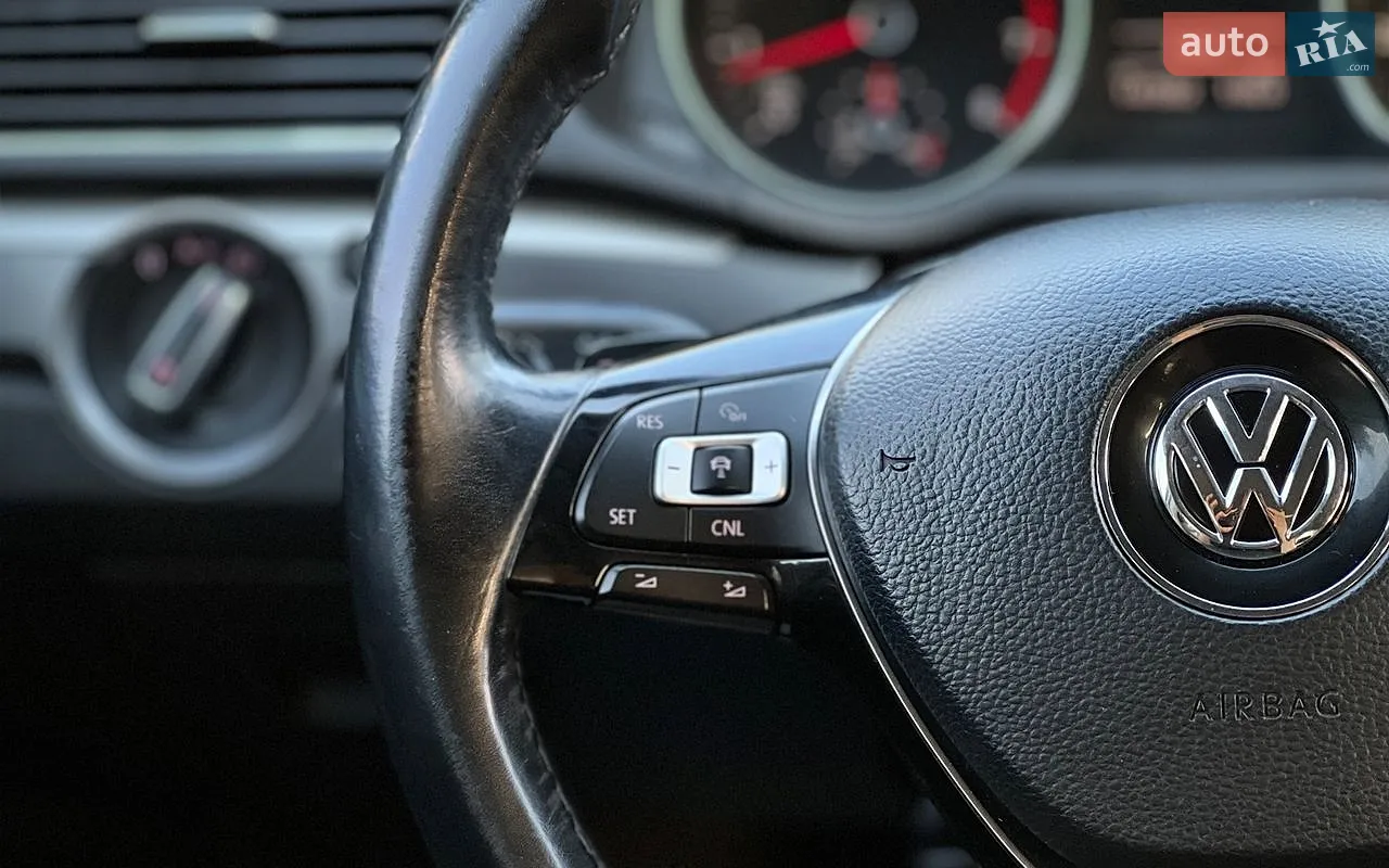 2018 Volkswagen Passat - мініатюра 12