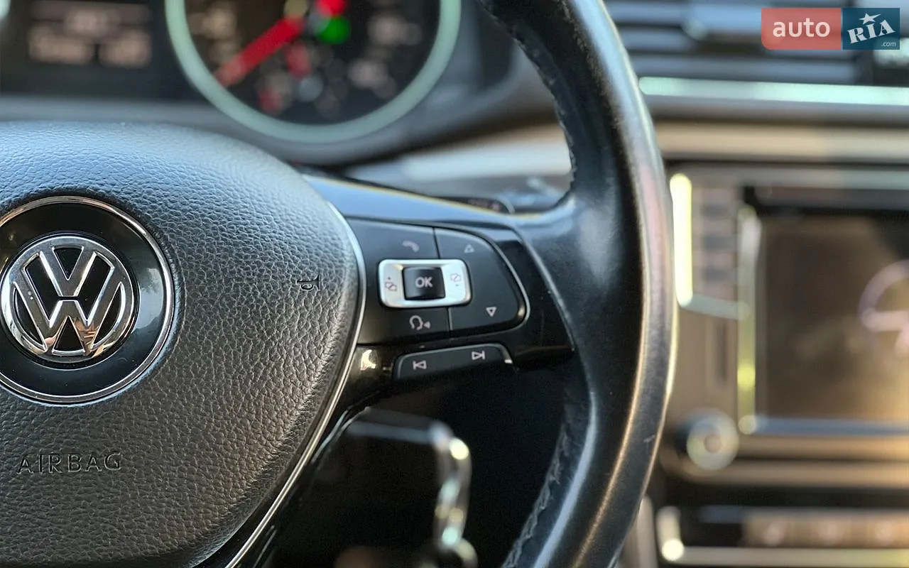 2018 Volkswagen Passat - мініатюра 13