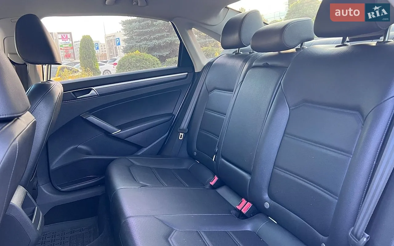 2018 Volkswagen Passat - мініатюра 25
