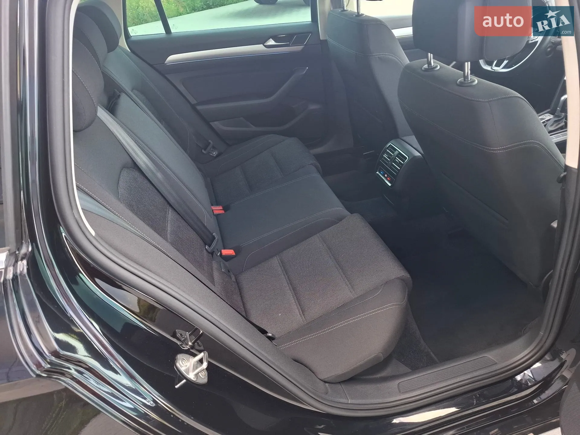 2018 Volkswagen Passat - мініатюра 17