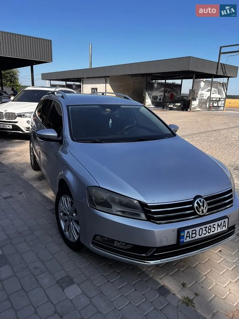 2011 Volkswagen Passat - фото 1