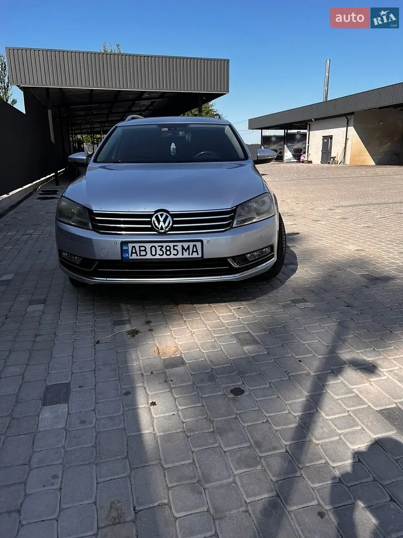 2011 Volkswagen Passat - мініатюра 4