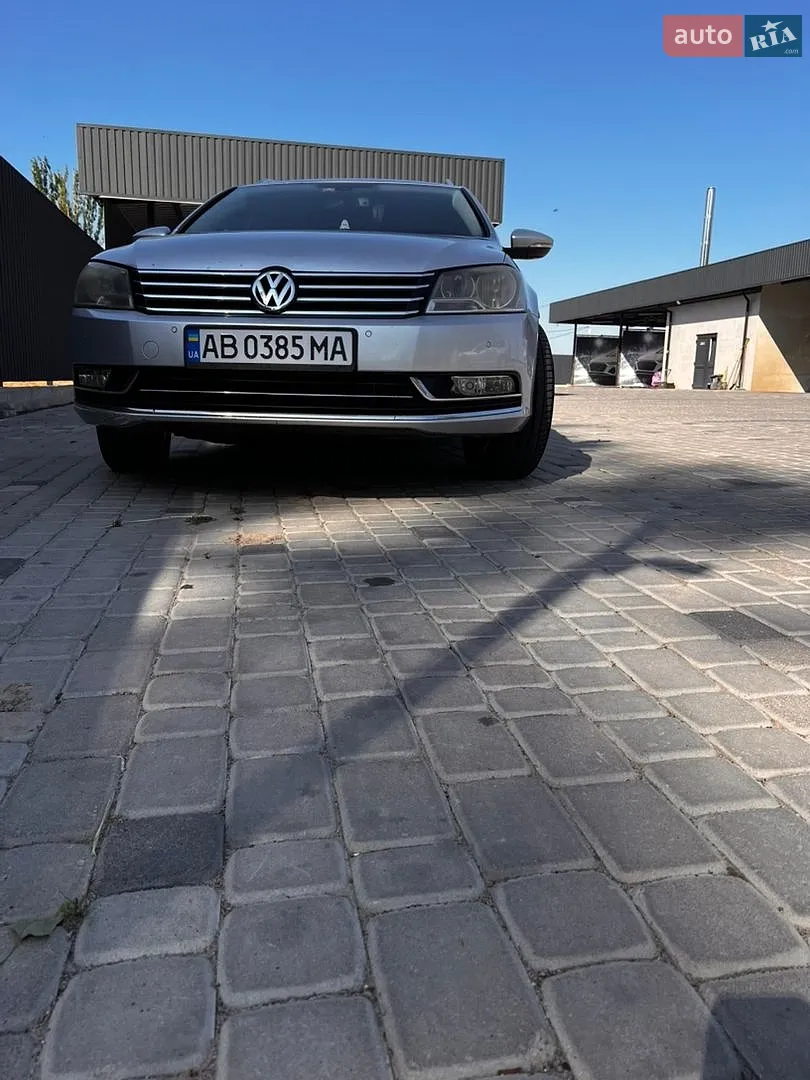 2011 Volkswagen Passat - мініатюра 5