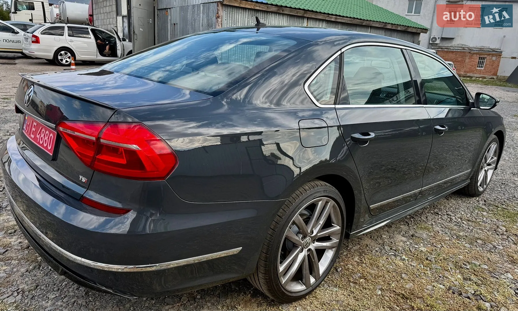 2017 Volkswagen Passat - мініатюра 2