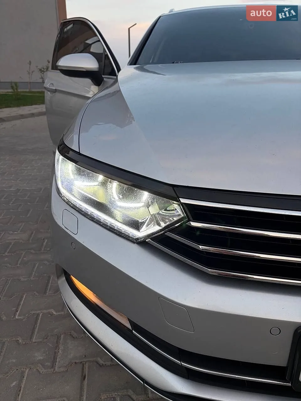 2016 Volkswagen Passat - мініатюра 11