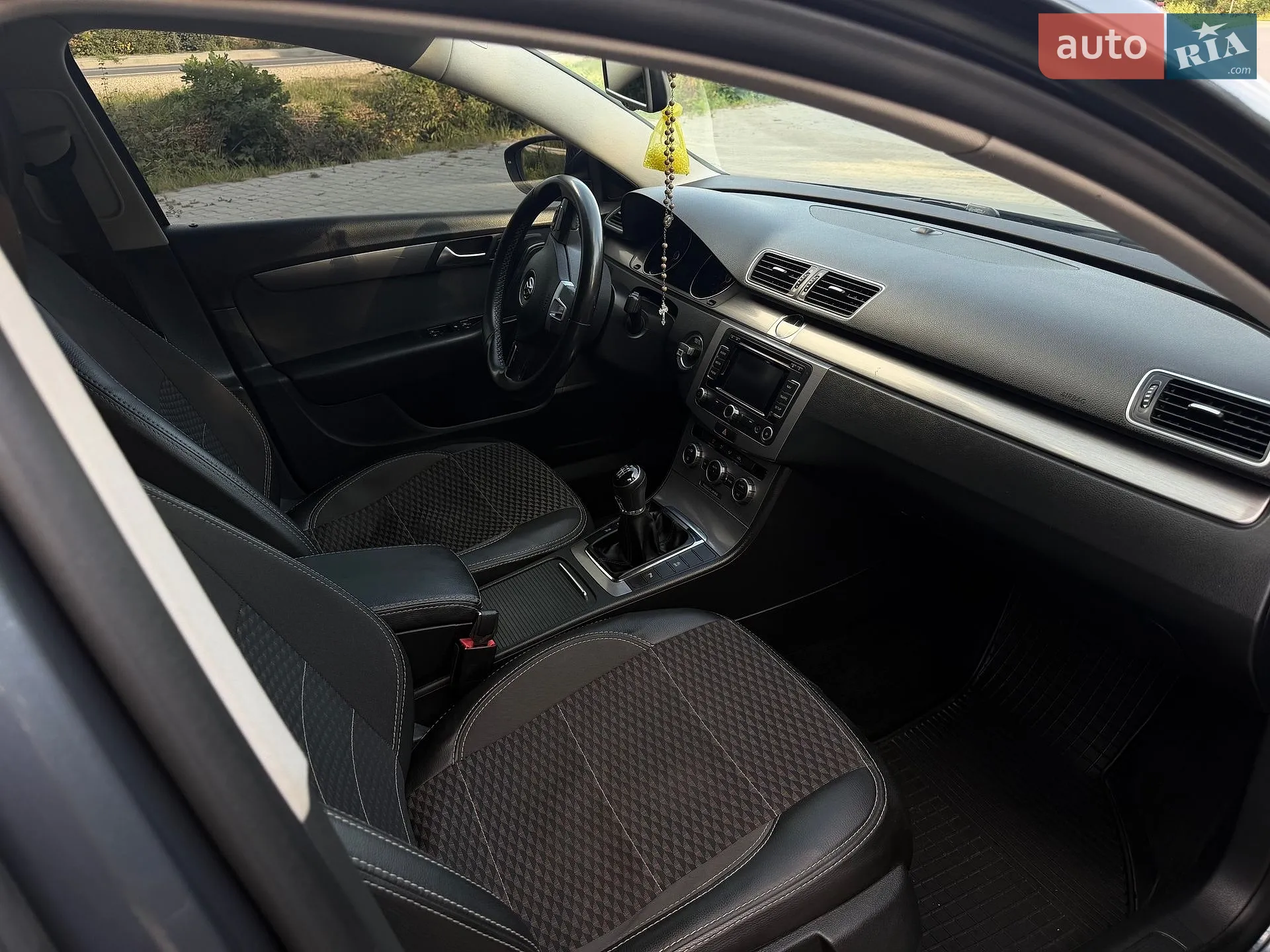2012 Volkswagen Passat - мініатюра 9