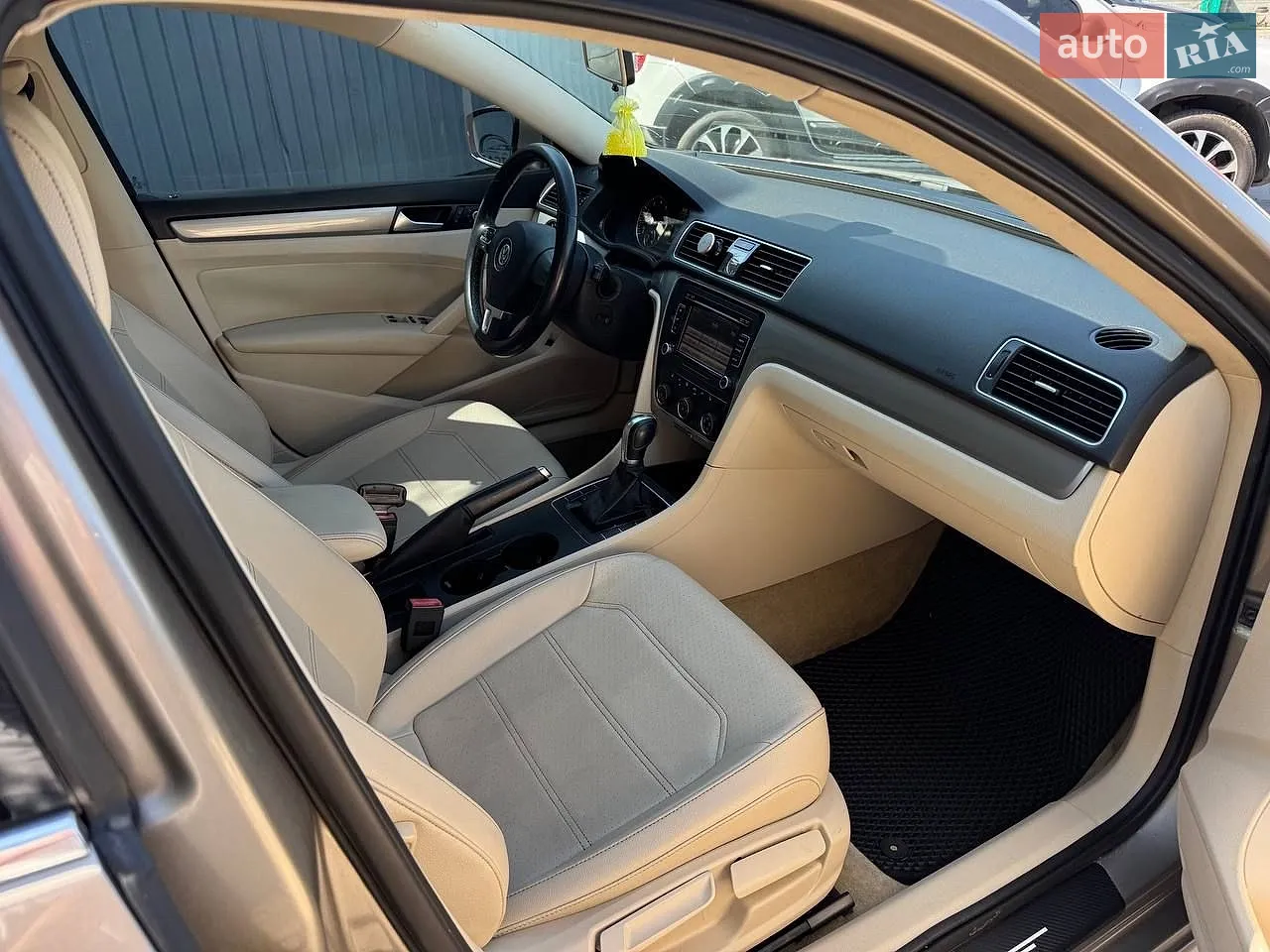 2015 Volkswagen Passat - мініатюра 13