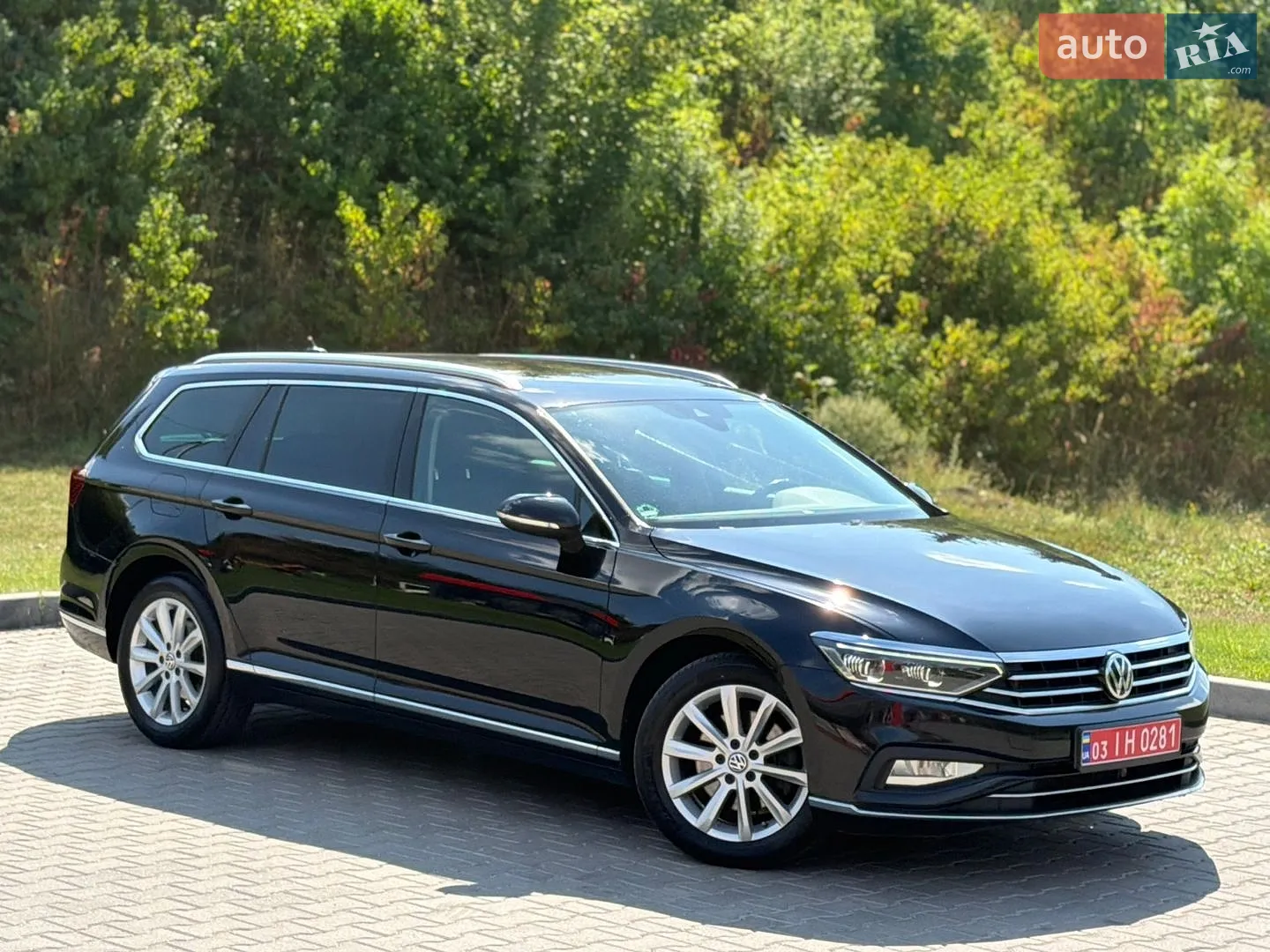 2019 Volkswagen Passat - мініатюра 2
