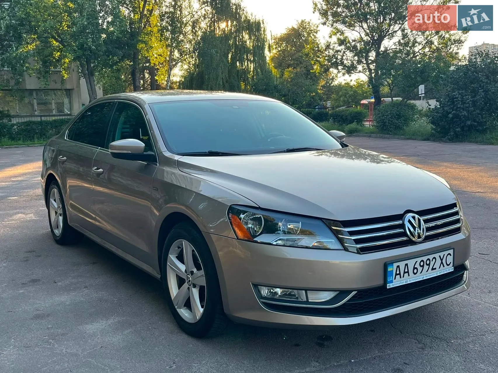 2015 Volkswagen Passat - мініатюра 9
