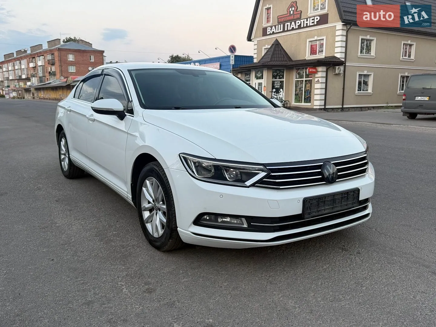 2015 Volkswagen Passat - мініатюра 3