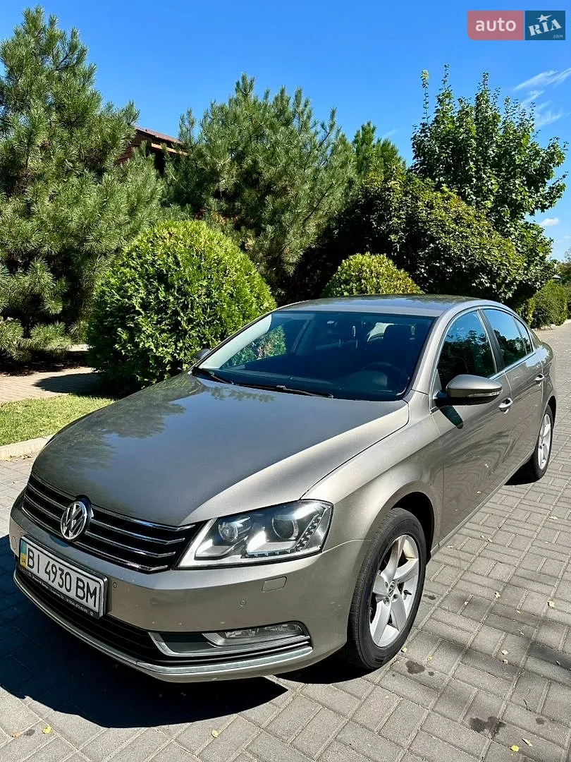 2012 Volkswagen Passat - мініатюра 4