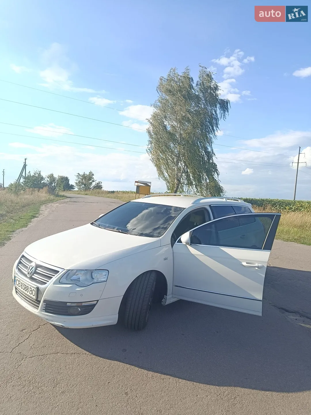 2010 Volkswagen Passat - мініатюра 2