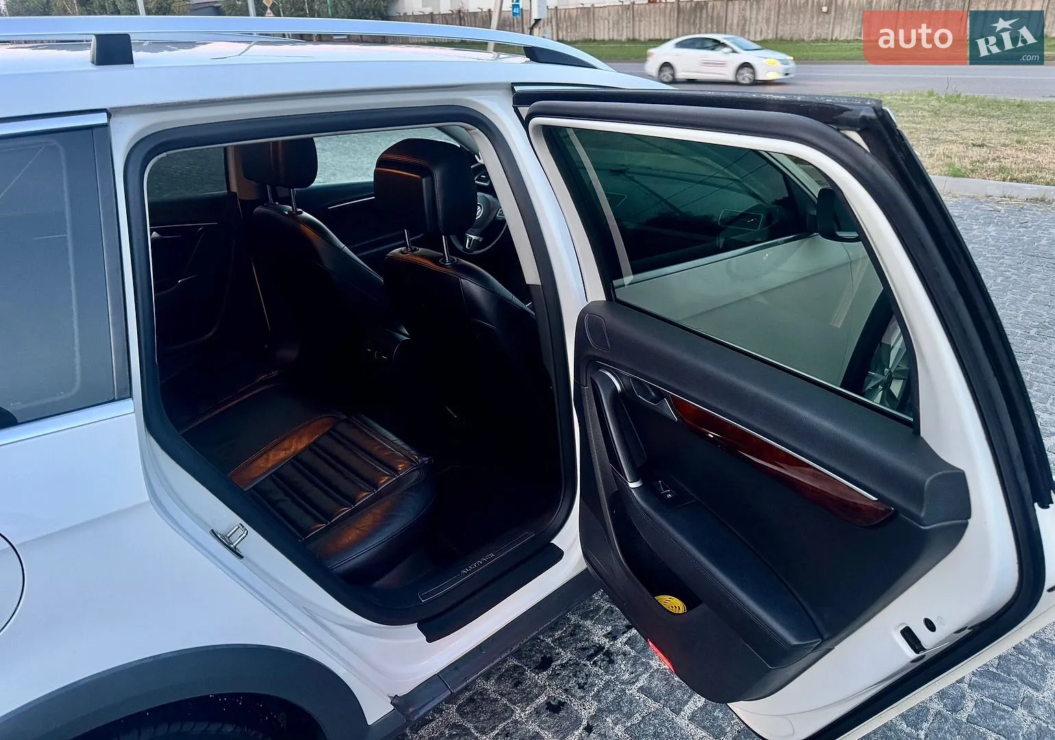 2014 Volkswagen Passat - мініатюра 10
