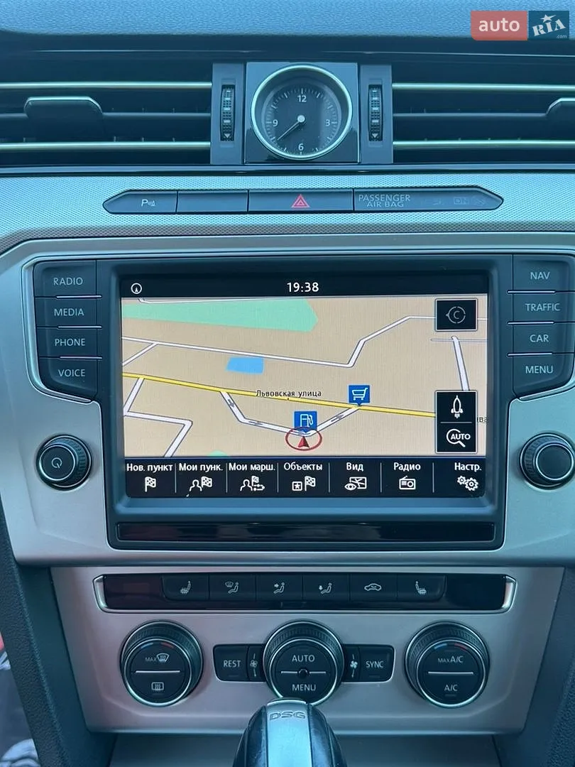 2016 Volkswagen Passat - мініатюра 24