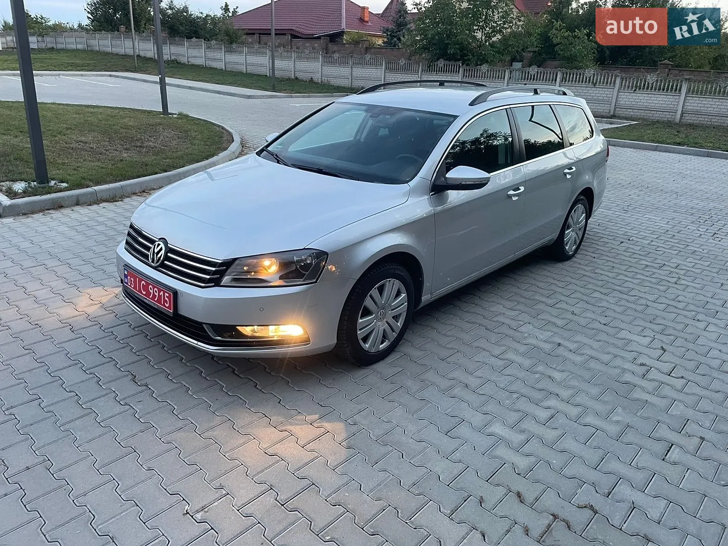 2011 Volkswagen Passat - мініатюра 4
