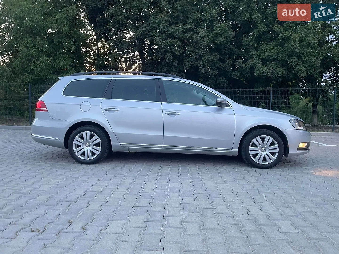 2011 Volkswagen Passat - мініатюра 11