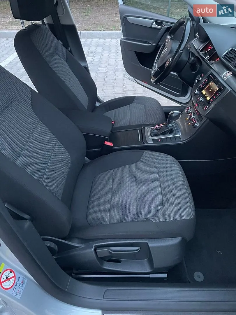 2011 Volkswagen Passat - мініатюра 28