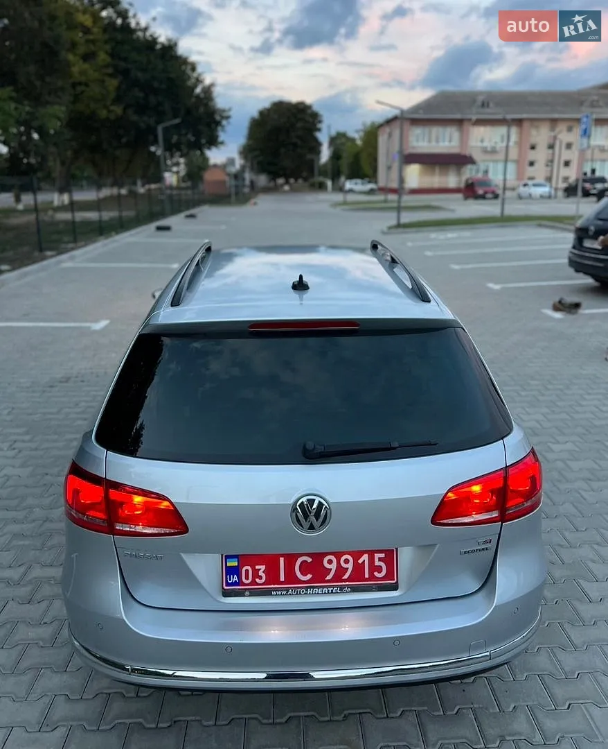 2011 Volkswagen Passat - мініатюра 31