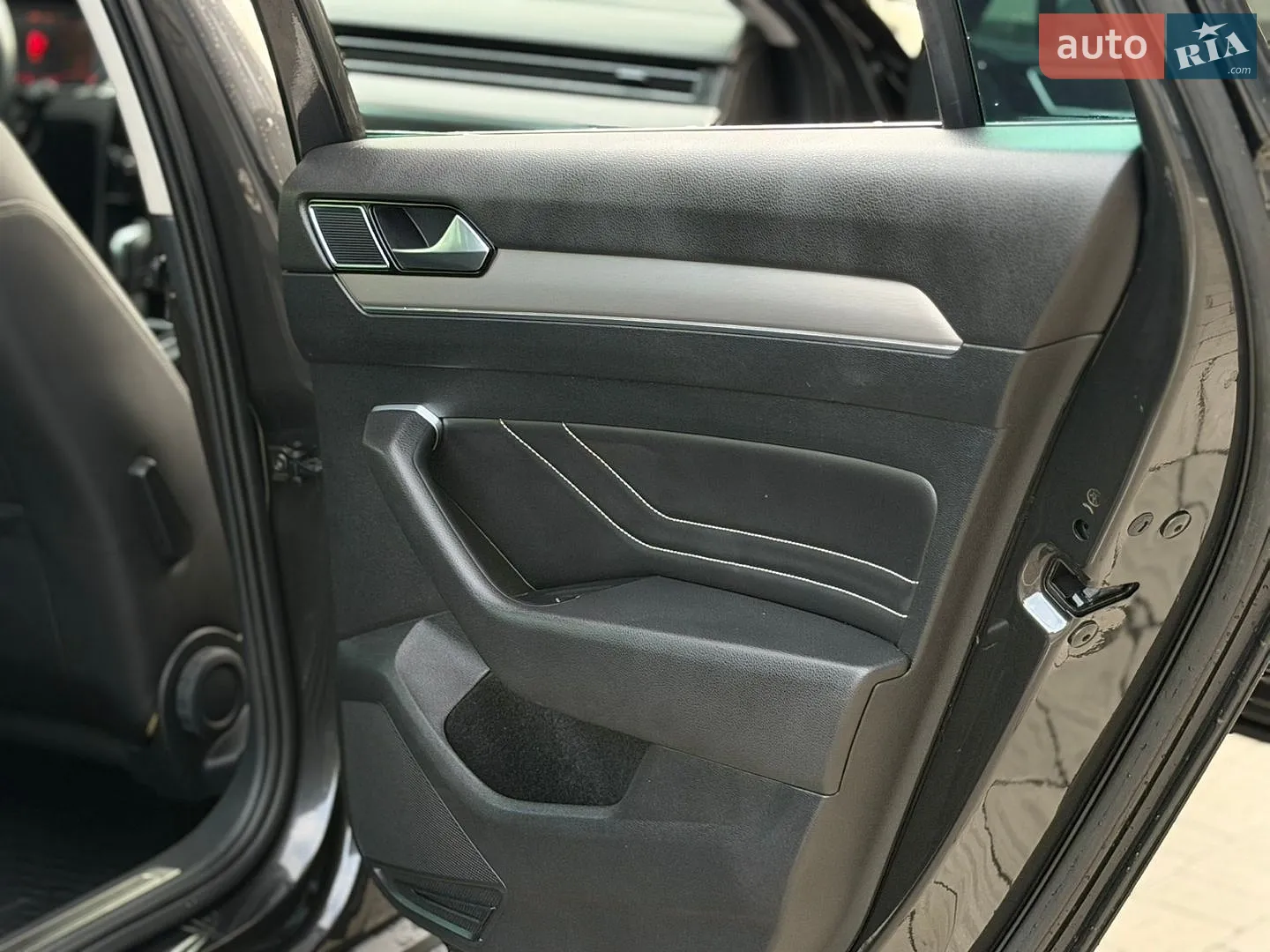 2020 Volkswagen Passat - мініатюра 25