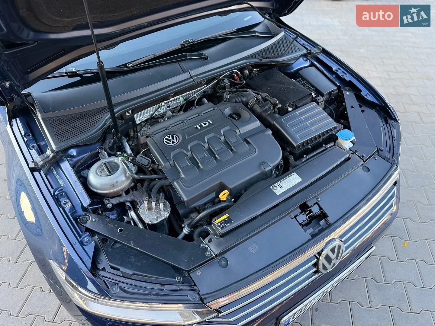 2015 Volkswagen Passat - мініатюра 6