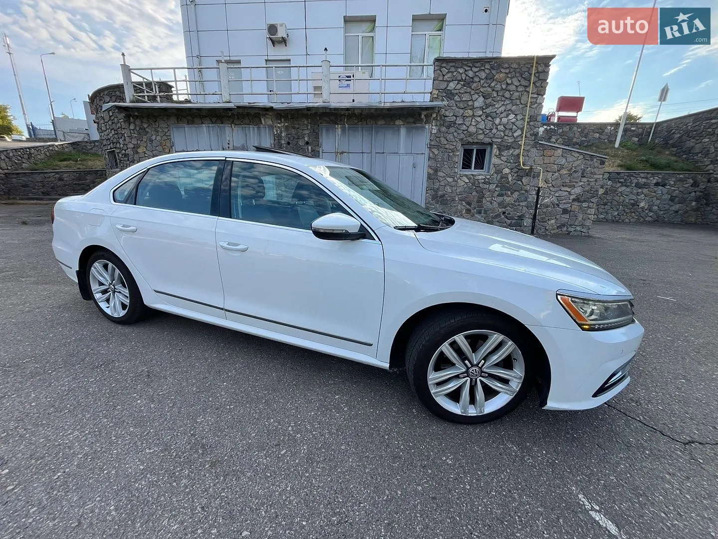 2017 Volkswagen Passat - мініатюра 4