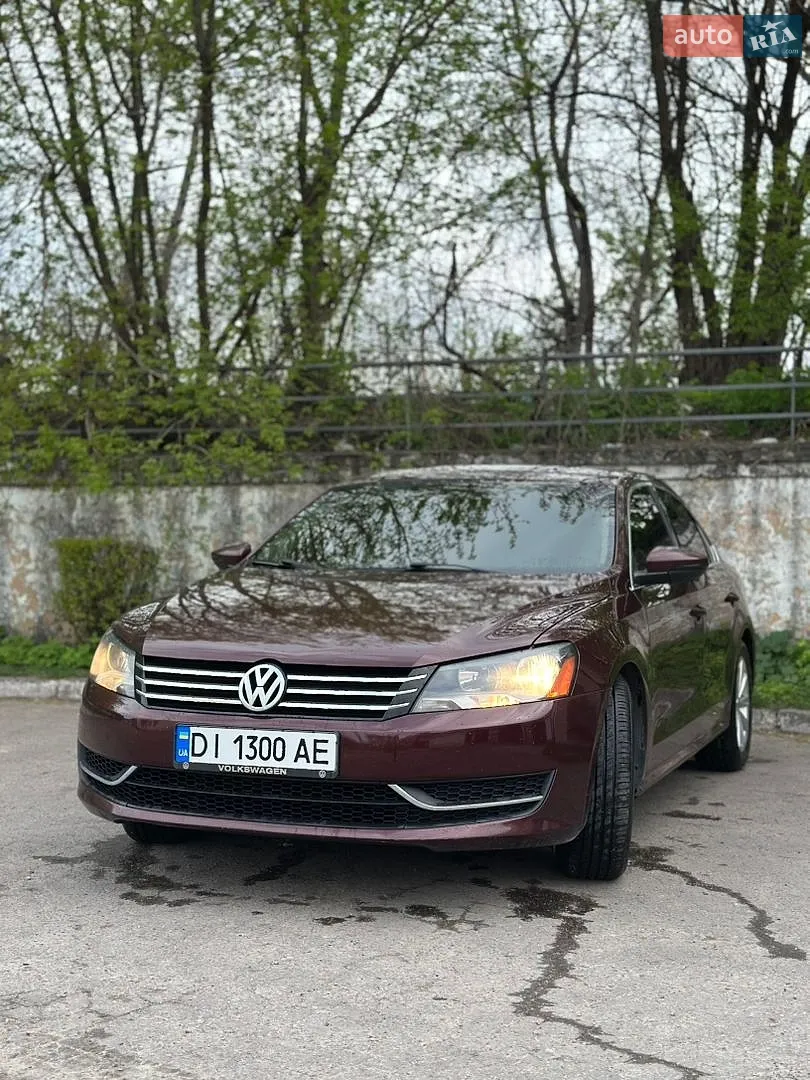 2011 Volkswagen Passat - фото 1