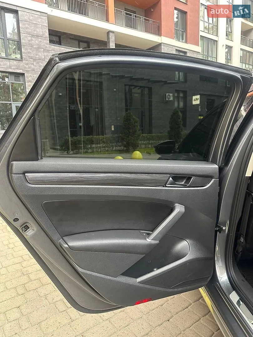 2020 Volkswagen Passat - мініатюра 11