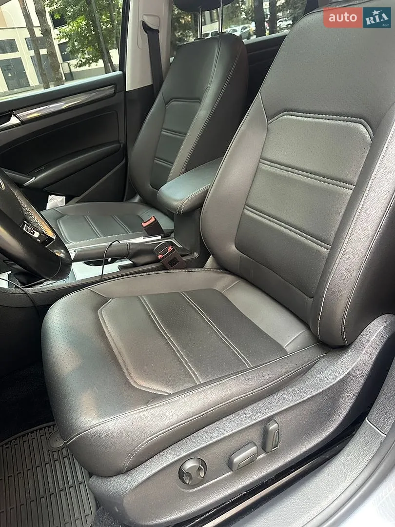 2020 Volkswagen Passat - мініатюра 14