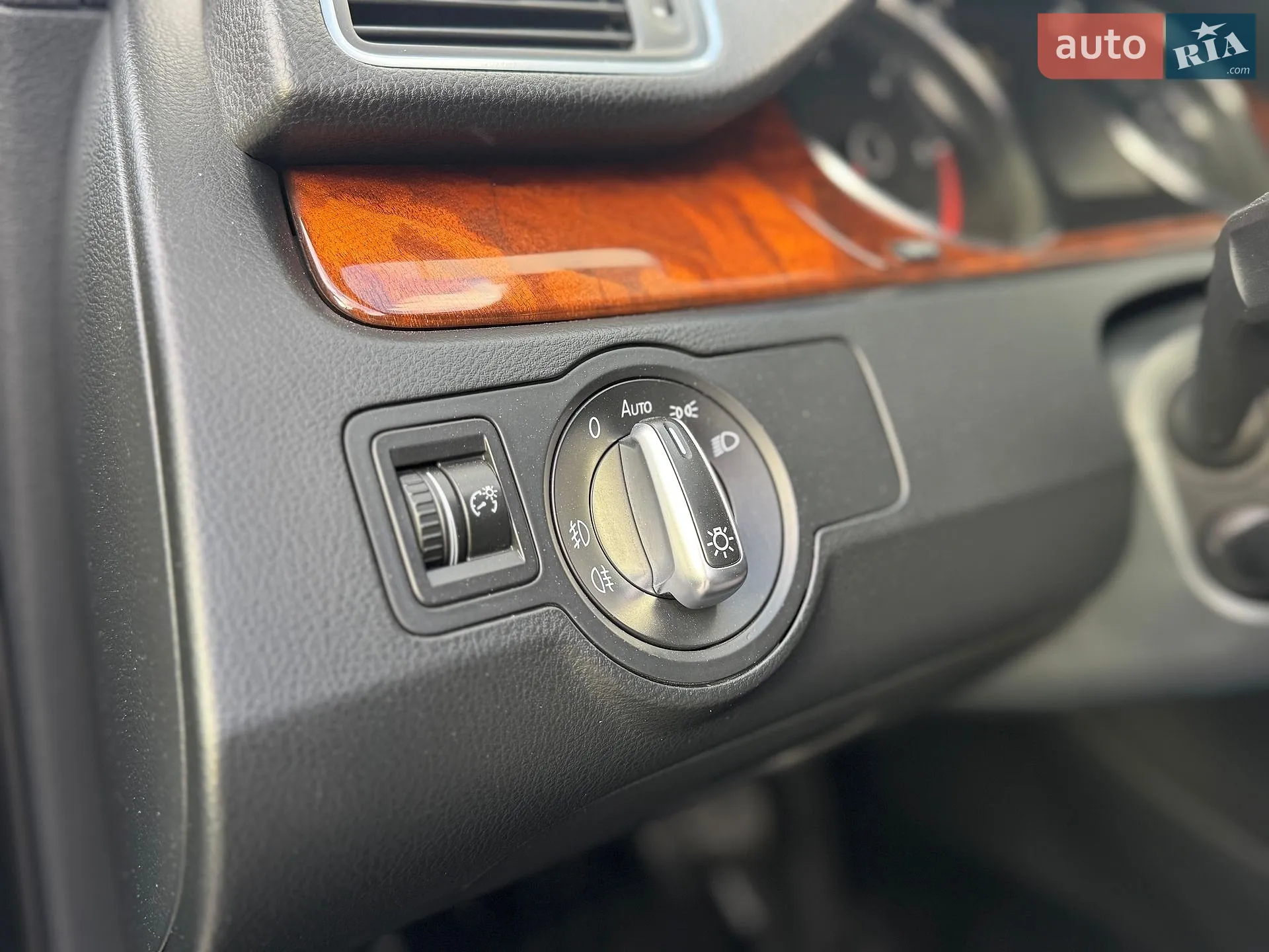 2013 Volkswagen Passat - мініатюра 40