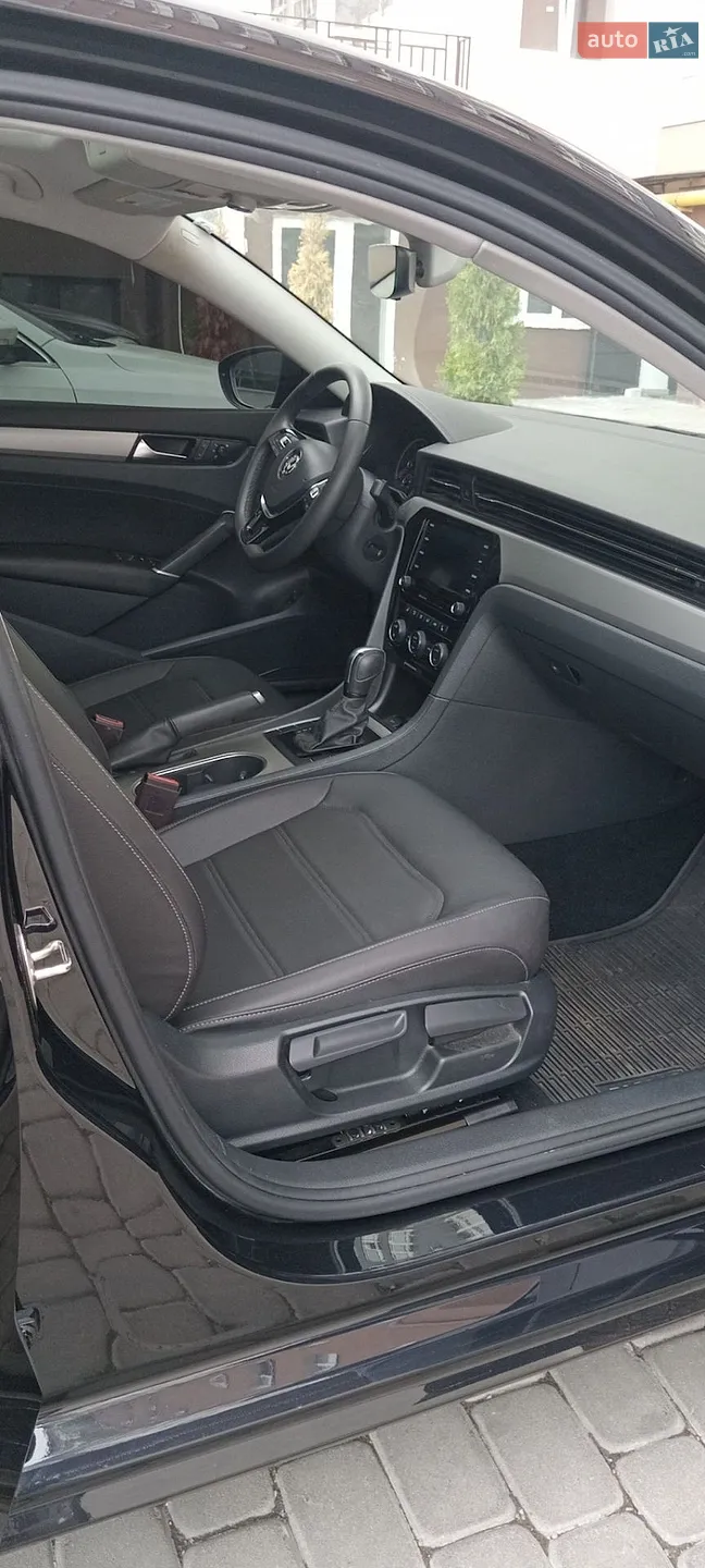 2021 Volkswagen Passat - мініатюра 10