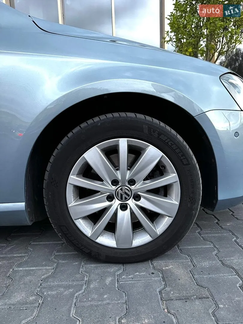 2013 Volkswagen Passat - мініатюра 11