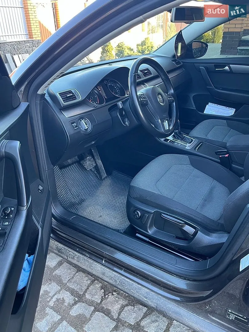 2013 Volkswagen Passat - мініатюра 11