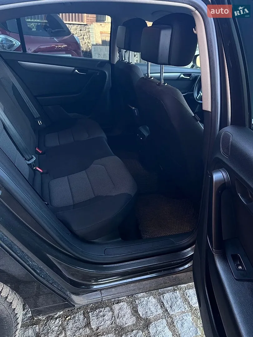 2013 Volkswagen Passat - мініатюра 17