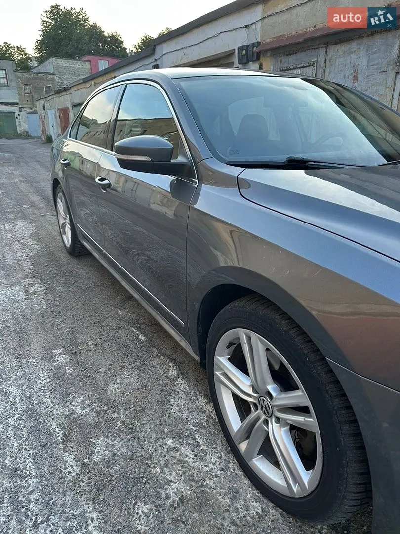 2013 Volkswagen Passat - мініатюра 5