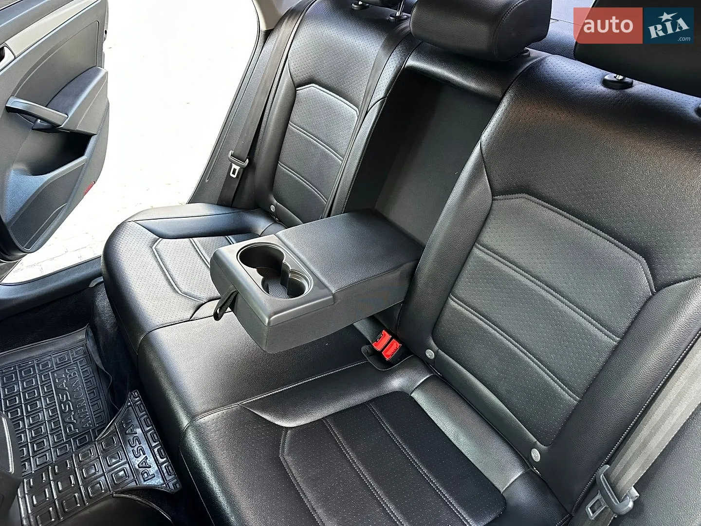 2015 Volkswagen Passat - мініатюра 17
