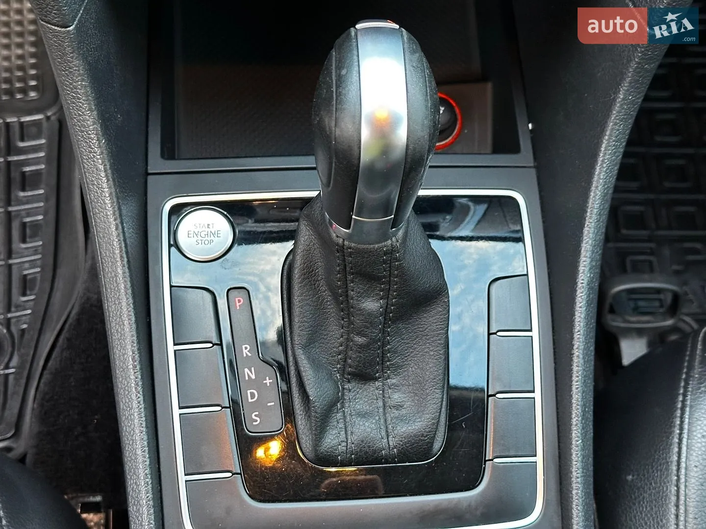 2015 Volkswagen Passat - мініатюра 27