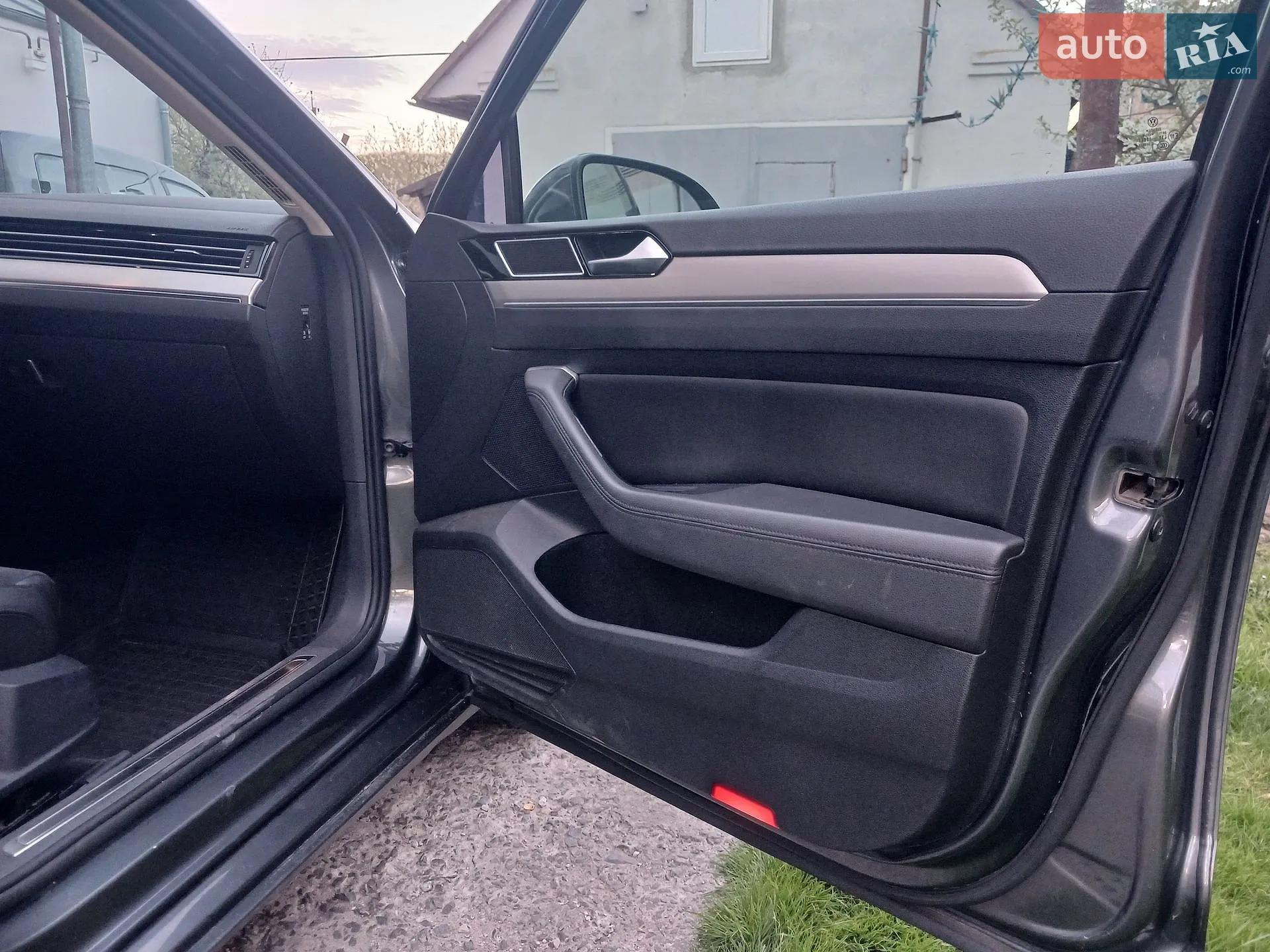 2016 Volkswagen Passat - мініатюра 19